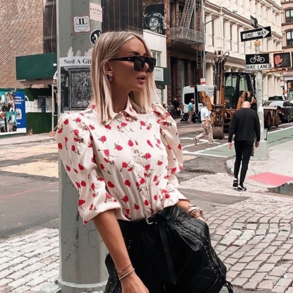 🦋 BLOGGERS FAVORITE 🦋 ZARA FLORAL PRINT PUFF-SLEEVE BLOUSE SHIRT SIZE M - Picture 2 of 15